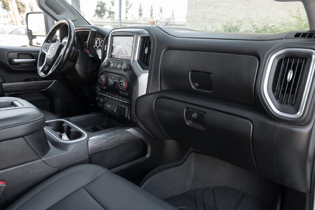 Used 2022 Chevrolet Silverado 2500 LTZ w/ LTZ Convenience Package AWD/4WD image 46