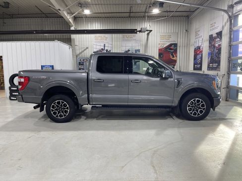 Used 2022 Ford F150 Lariat image 9