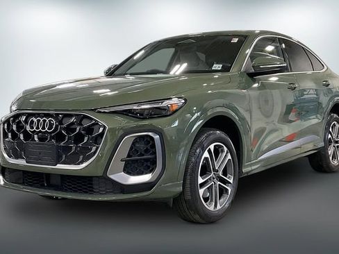 Certified 2025 Audi Q5 Premium Plus w/ Premium Plus AWD/4WD image 2