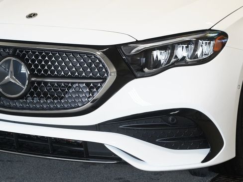 Certified 2025 Mercedes-Benz E 350 4MATIC Sedan image 6