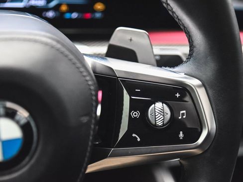 Used 2023 BMW 760i xDrive image 33