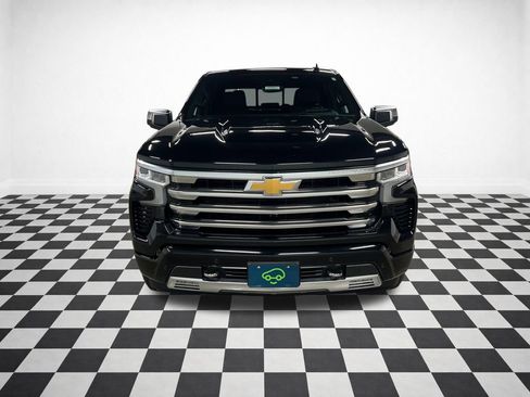 Certified 2024 Chevrolet Silverado 1500 High Country w/ Technology Package AWD/4WD image 4