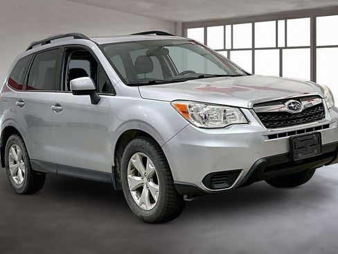 Used 2016 Subaru Forester 2.5i Premium AWD/4WD image 12