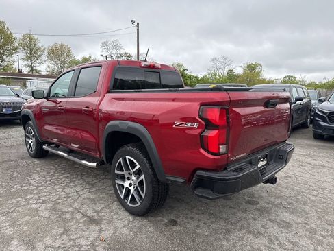 Used 2024 Chevrolet Colorado Z71 w/ Z71 Convenience Package 2 AWD/4WD image 25