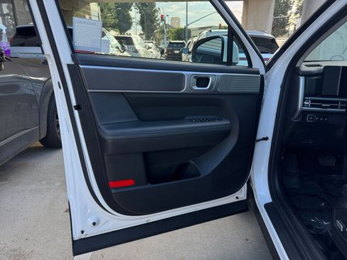 Used 2025 Hyundai Santa Fe SEL image 20