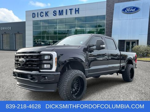 Certified 2024 Ford F250 Lariat w/ Black Appearance Package image 3
