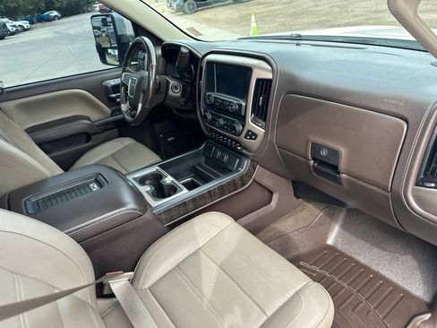 Certified 2016 GMC Sierra 1500 Denali w/ Enhanced Driver Alert Package AWD/4WD image 27