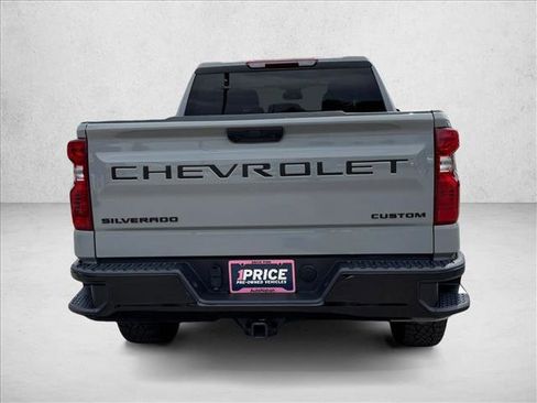 Used 2024 Chevrolet Silverado 1500 Custom Trail Boss w/ LPO, Dark Essentials Package AWD/4WD image 6