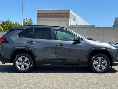 Certified 2024 Toyota RAV4 LE AWD/4WD image 6