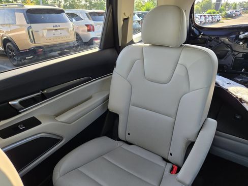 Used 2024 Kia Telluride S w/ S Sunroof Package AWD/4WD image 12