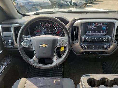 Used 2018 Chevrolet Silverado 1500 LT RWD image 14