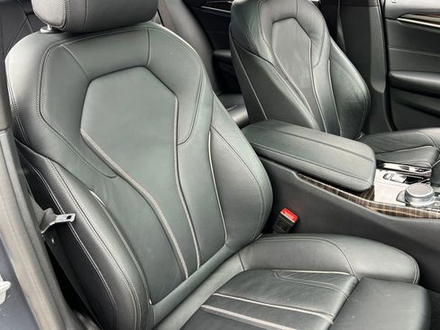 Used 2021 BMW 540i xDrive image 17