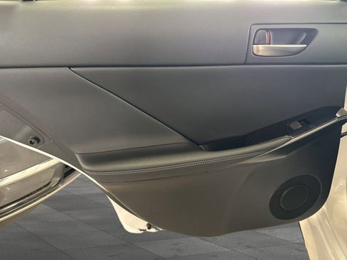 Certified 2025 Lexus IS 300 F Sport image 23