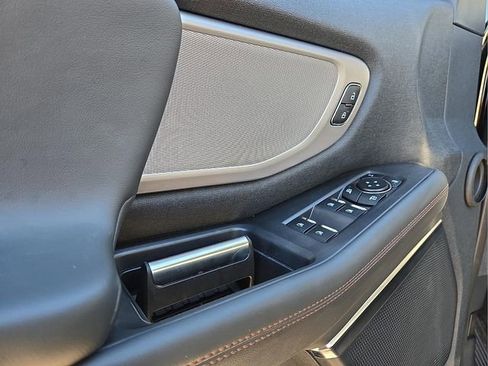 Used 2025 Ford Expedition Active image 21