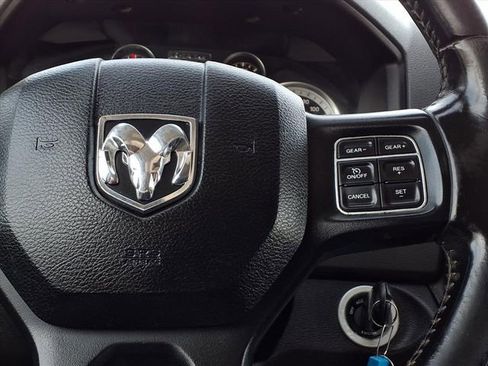 Used 2019 RAM 1500 Big Horn image 18