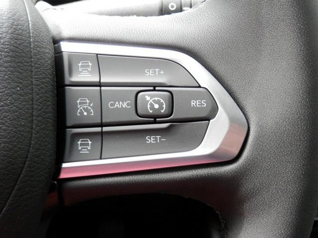 New 2026 Jeep Compass Limited w/ Sun, Sound & Navigation Group AWD/4WD image 18
