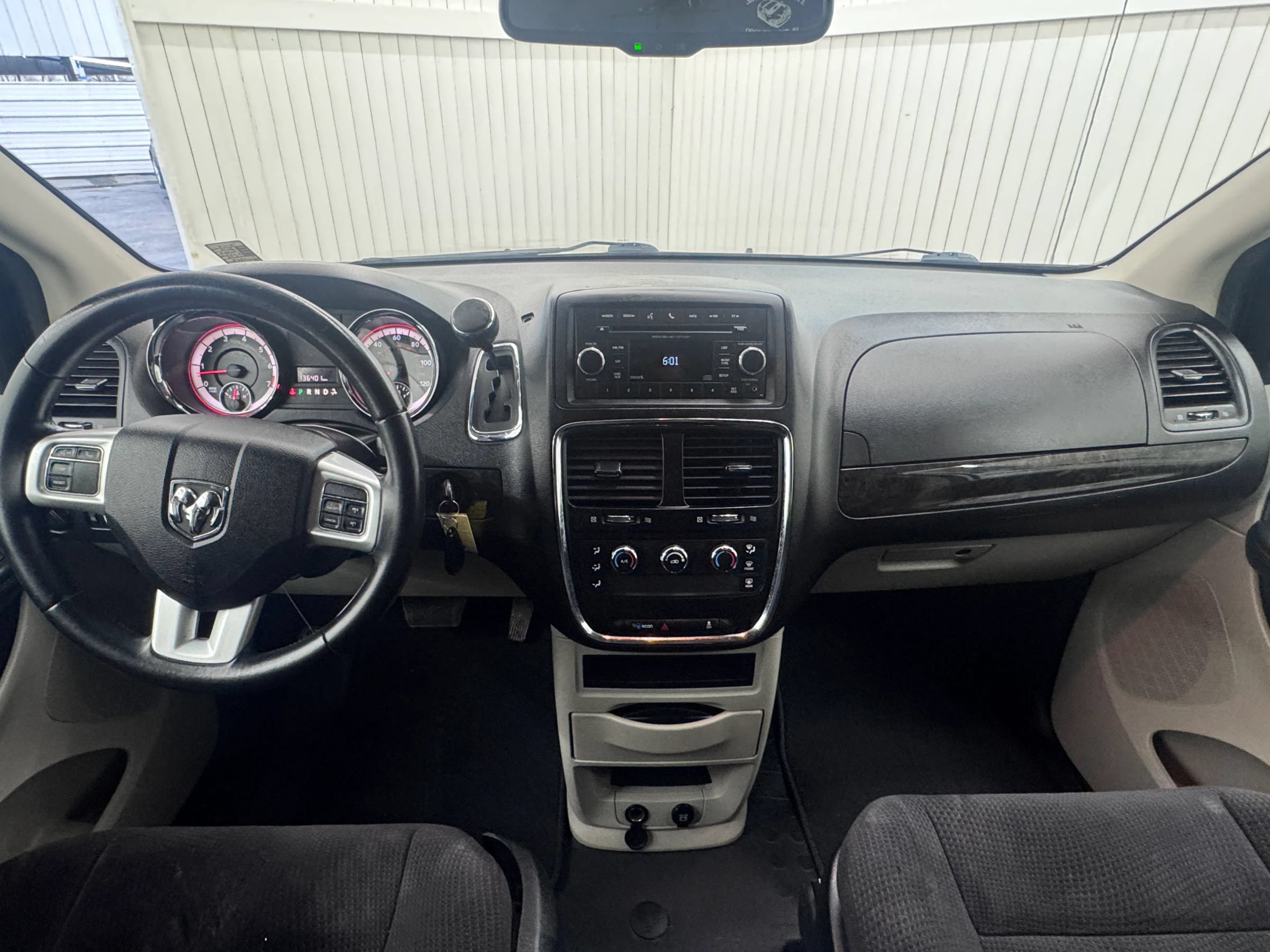 Used 2014 RAM C/V Tradesman w/ UConnect Hands-Free Group FWD image 16