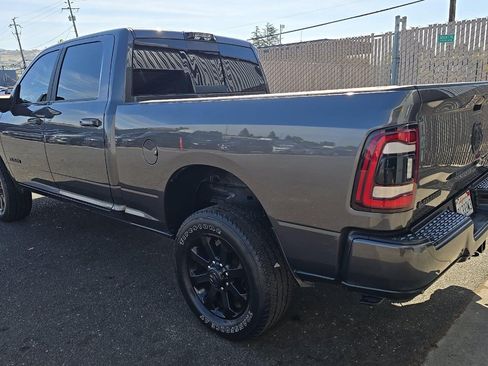 Used 2023 RAM 2500 Laramie w/ Night Edition AWD/4WD image 6