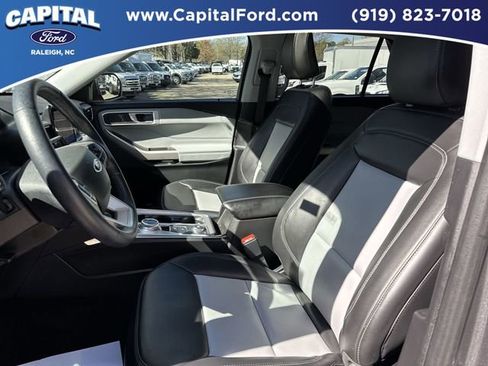 Used 2023 Ford Explorer XLT w/ Equipment Group 202A image 22