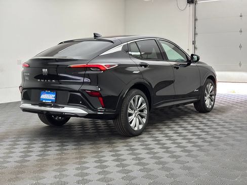 New 2026 Buick Envista Avenir FWD image 8