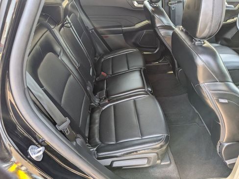 Used 2025 Ford Escape Platinum AWD/4WD image 19