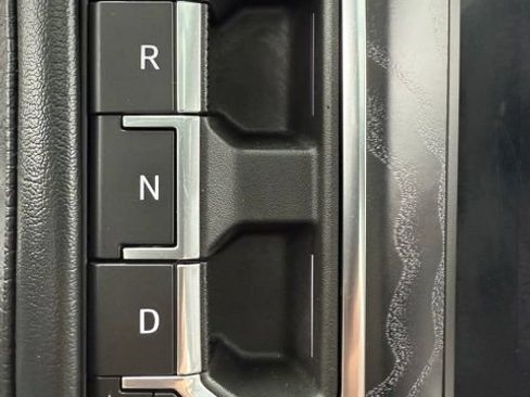 Used 2024 GMC Yukon Denali AWD/4WD image 41