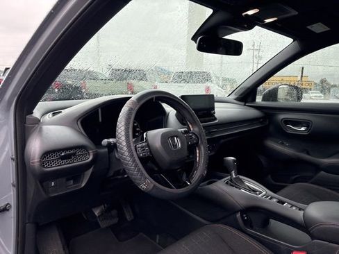 Used 2024 Honda HR-V Sport image 10