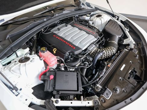 Used 2019 Chevrolet Camaro SS RWD image 55