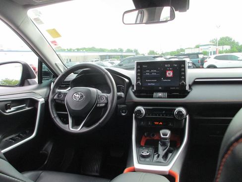 Used 2022 Toyota RAV4 Adventure w/ Convenience Package AWD/4WD image 23