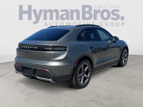 Used 2024 Porsche Macan 4 Electric w/ Premium Package AWD/4WD image 3