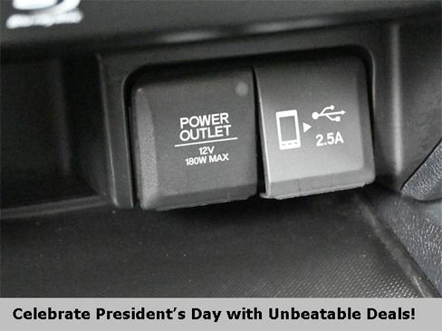 Used 2020 Honda Pilot Touring image 14