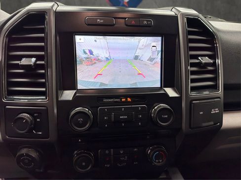 Used 2017 Ford F150 XLT w/ Equipment Group 302A Luxury image 20