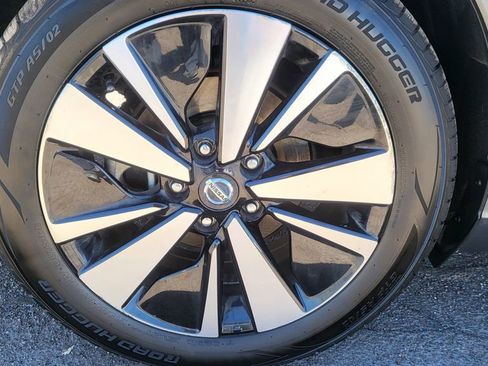 Used 2020 Nissan Altima 2.5 SV FWD image 13