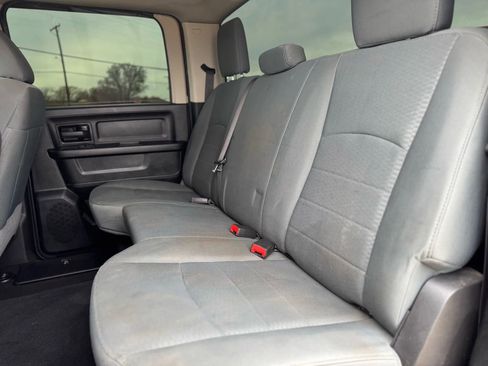 Used 2018 RAM 3500 Tradesman w/ Chrome Appearance Group image 25