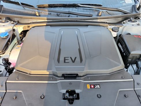 Certified 2025 Hyundai Ioniq 5 SEL image 27