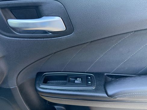 Used 2019 Dodge Charger SXT w/ Plus Group image 37