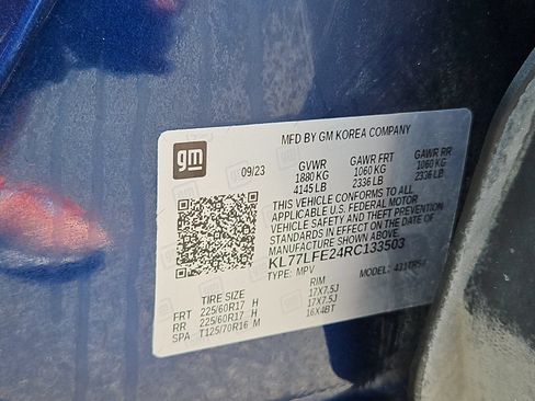 Used 2024 Chevrolet Trax LS w/ LS Convenience Package FWD image 24