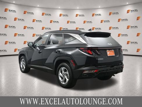 Used 2024 Hyundai Tucson SEL AWD/4WD image 3