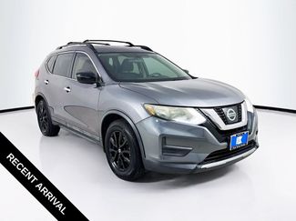 Used 2017 Nissan Rogue SV w/ Midnight Edition FWD video 1