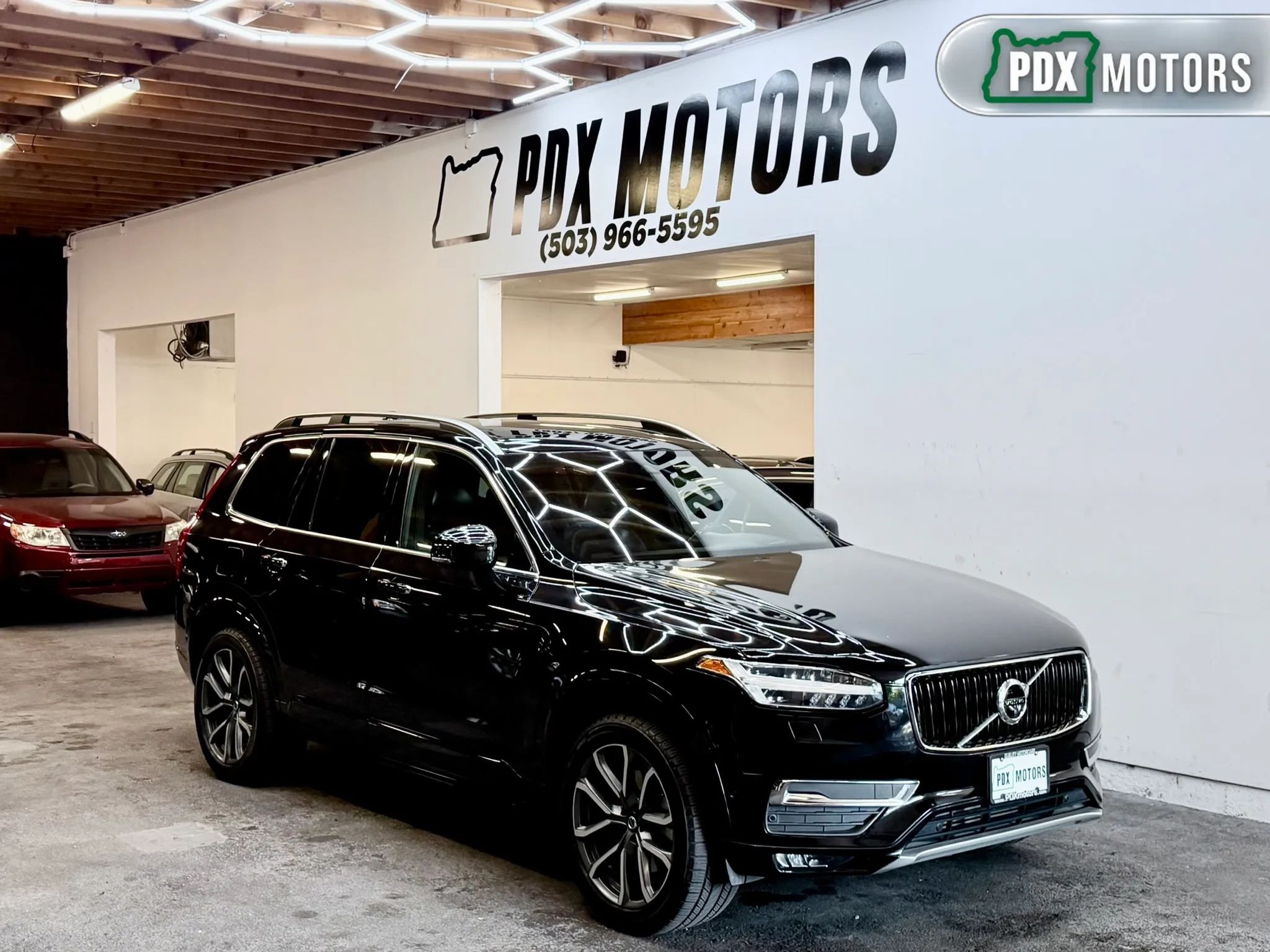 Used 2017 Volvo XC90 T6 Momentum w/ Vision Package AWD/4WD image 1