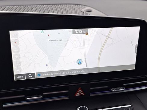 Used 2024 Hyundai Elantra SEL image 21