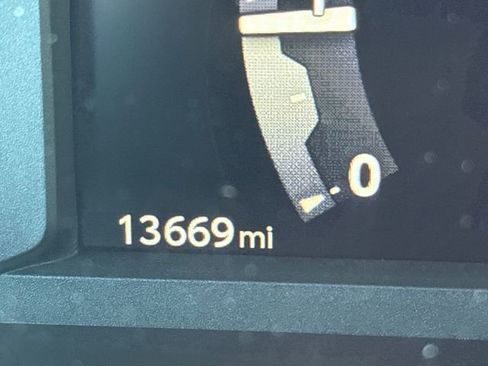 Used 2024 Toyota Tacoma SR image 26