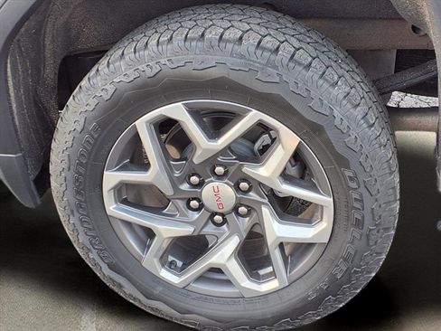 Used 2023 GMC Sierra 1500 SLT w/ SLT Premium Package image 26