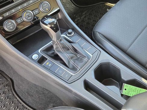 Used 2022 Volkswagen Jetta SE image 27