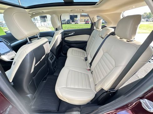 Used 2021 Ford Edge SEL w/ Convenience Package AWD/4WD image 24