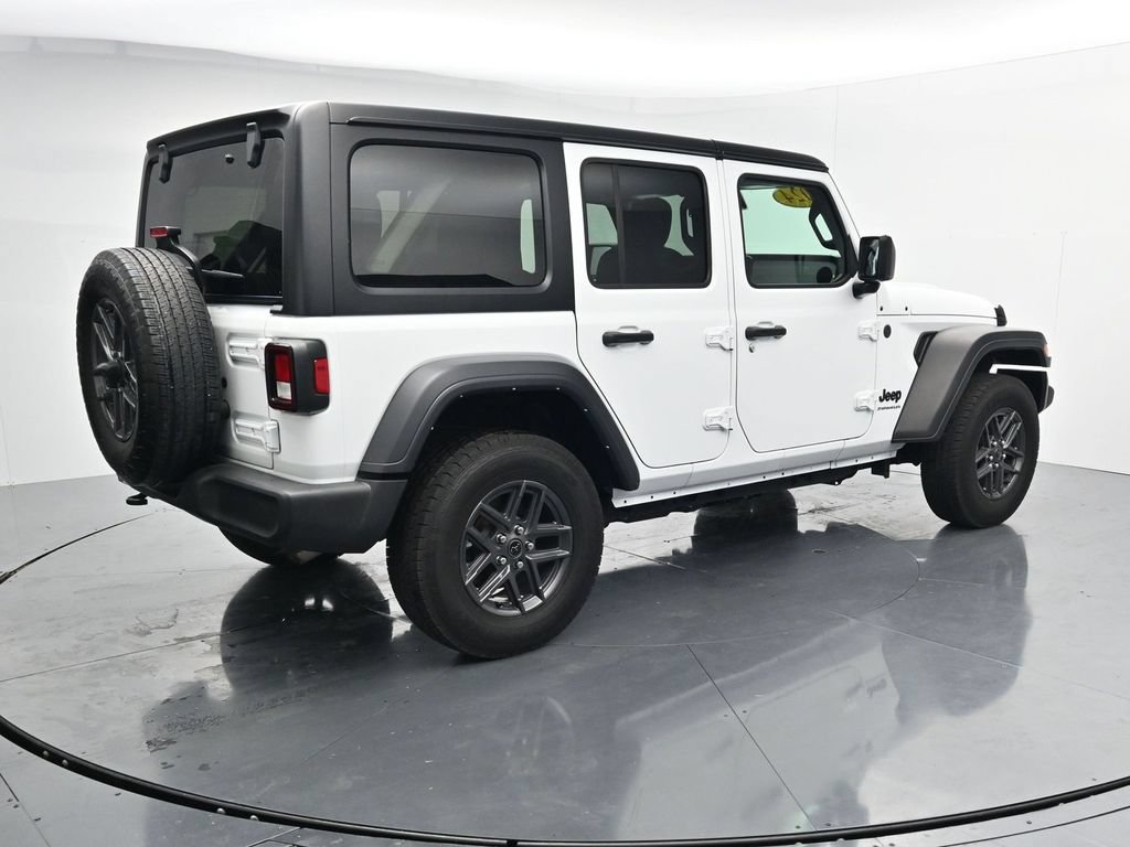 Used 2024 Jeep Wrangler Unlimited Sport AWD/4WD image 8