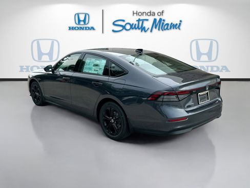 New 2025 Honda Accord SE image 4