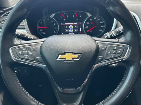 Used 2019 Chevrolet Equinox Premier AWD/4WD image 23