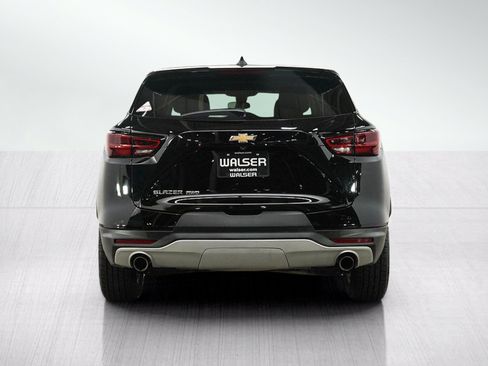 Used 2023 Chevrolet Blazer LT AWD/4WD image 4