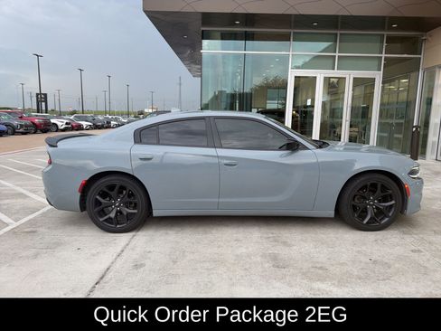 Used 2020 Dodge Charger SXT w/ Plus Group RWD image 3